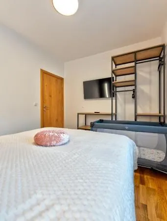 Lukic Luxury&spa アパート