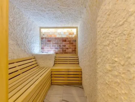 Lukic Luxury&spa アパート